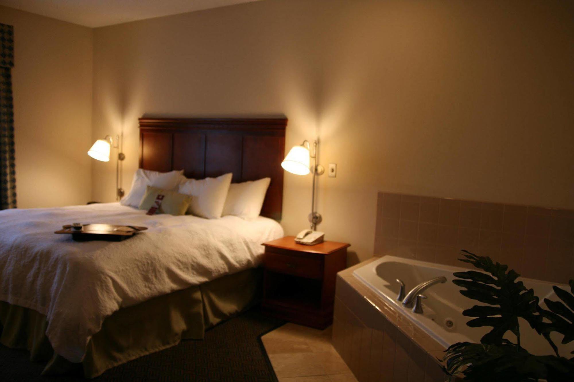 Hampton Inn קולדווטר חדר תמונה